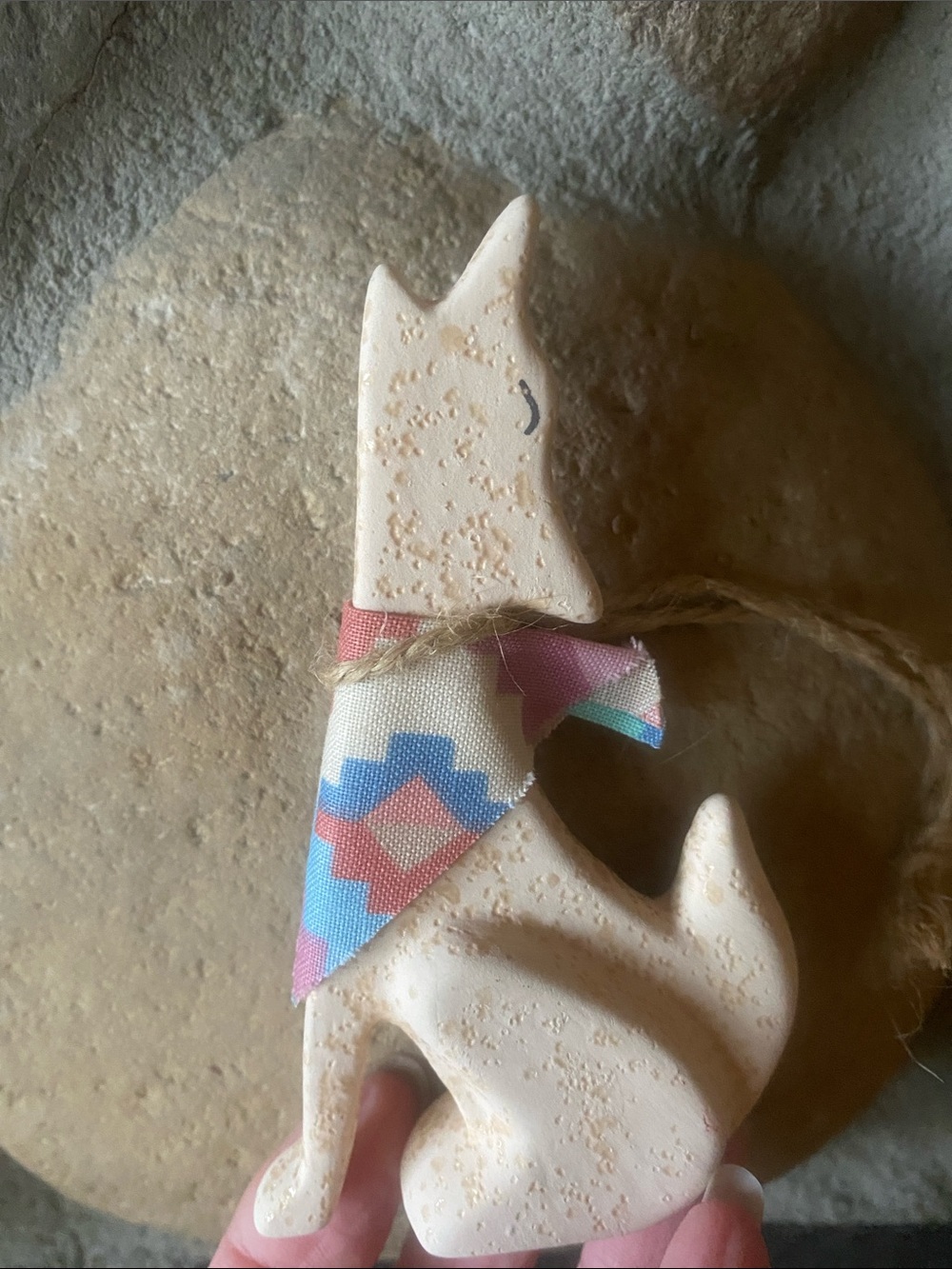 Southwest style howling coyote ornament.